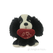 Plush Dog σε μαύρο χρώμα με καρδιά